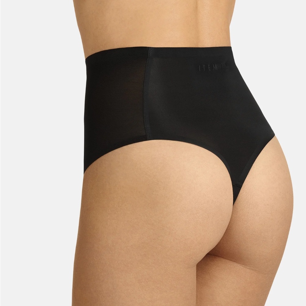 ITEM M6 Black Shape String Shapewear L